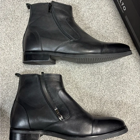 Black Leather Ankle Boots with Side Zipper and Cap Toe - Picture 2 of 3